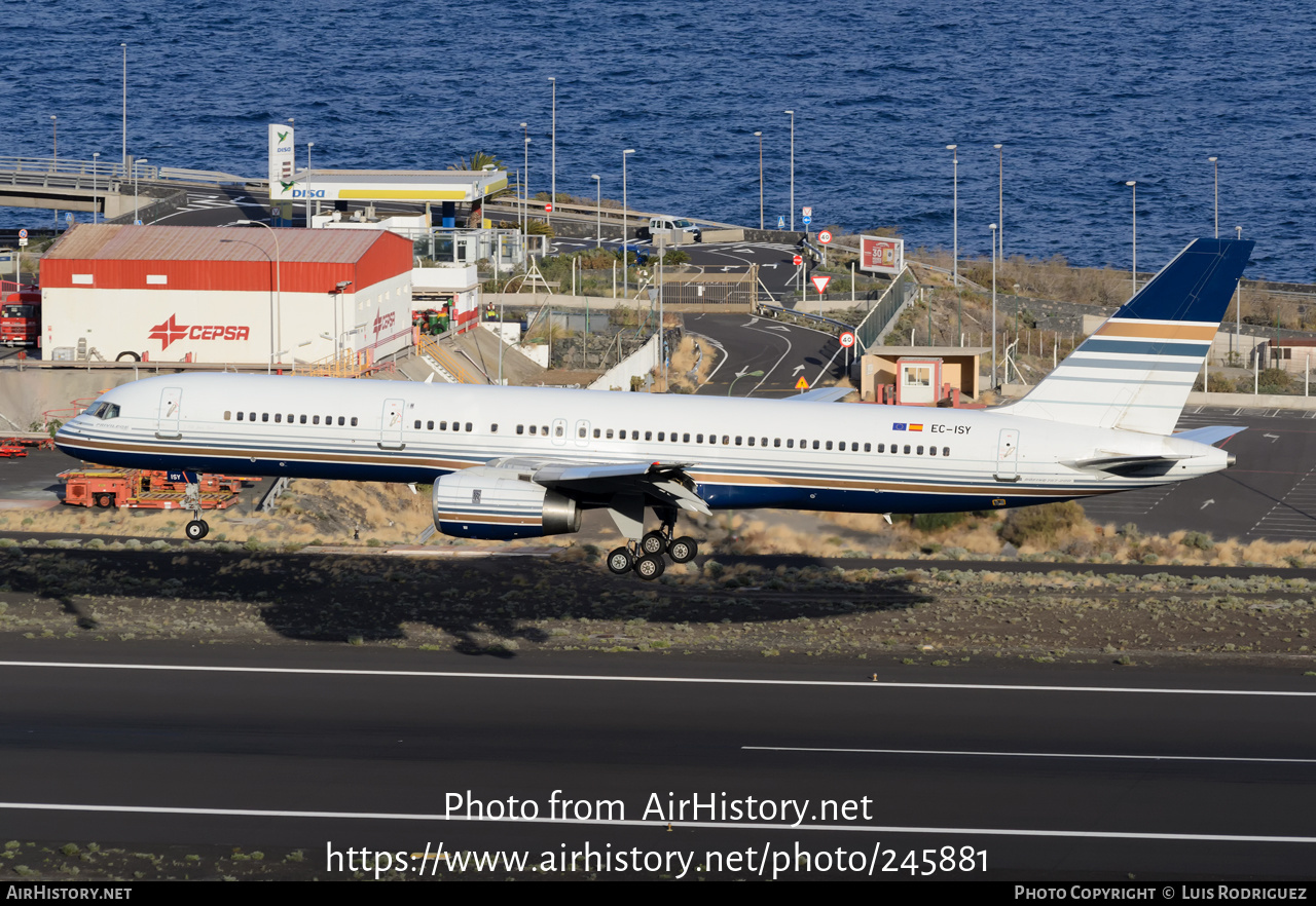 Aircraft Photo of EC-ISY | Boeing 757-256 | Privilege Style | AirHistory.net #245881