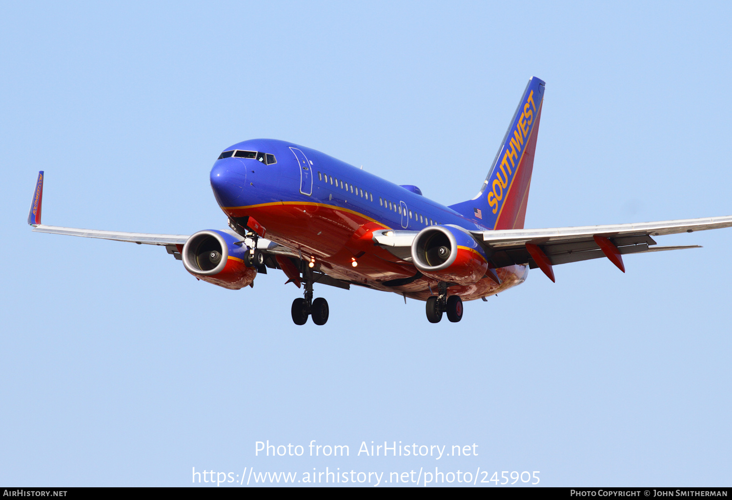 Aircraft Photo of N268WN | Boeing 737-7H4 | Southwest Airlines | AirHistory.net #245905