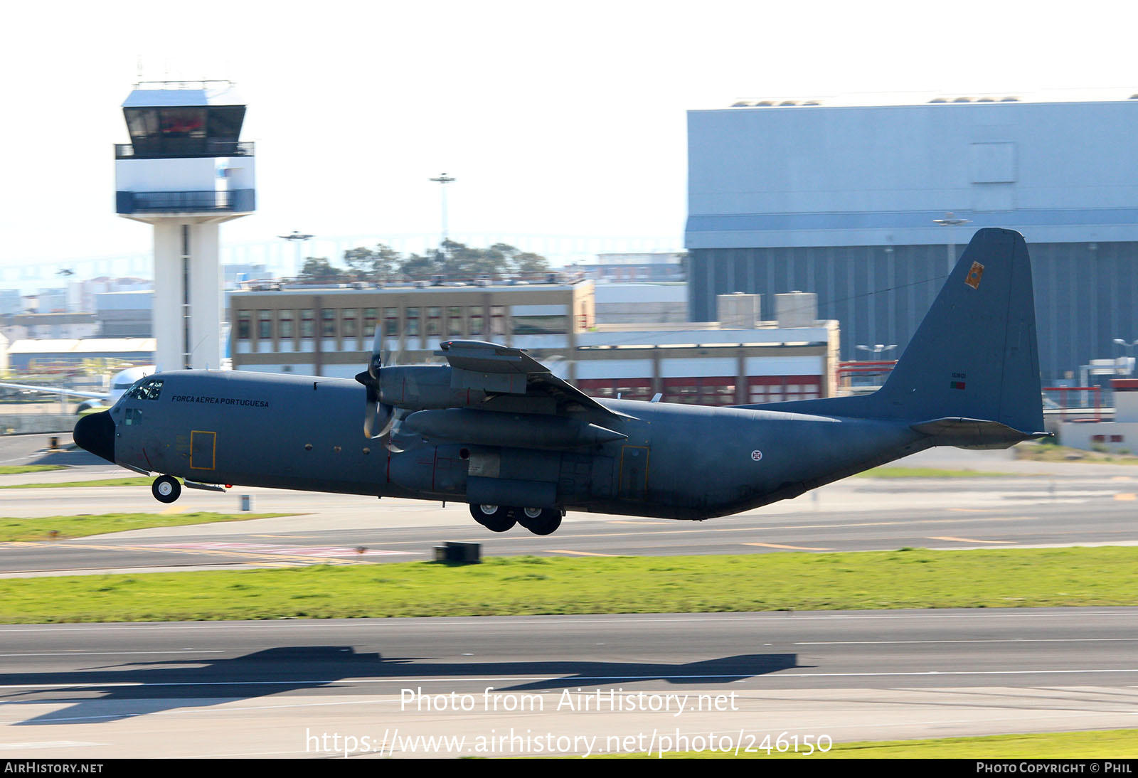 Aircraft Photo of 16801 | Lockheed C-130H-30 Hercules (L-382) | Portugal - Air Force | AirHistory.net #246150