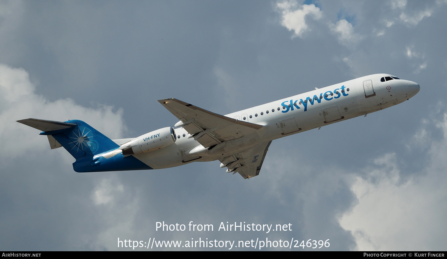 Aircraft Photo of VH-FNY | Fokker 100 (F28-0100) | Skywest Airlines | AirHistory.net #246396