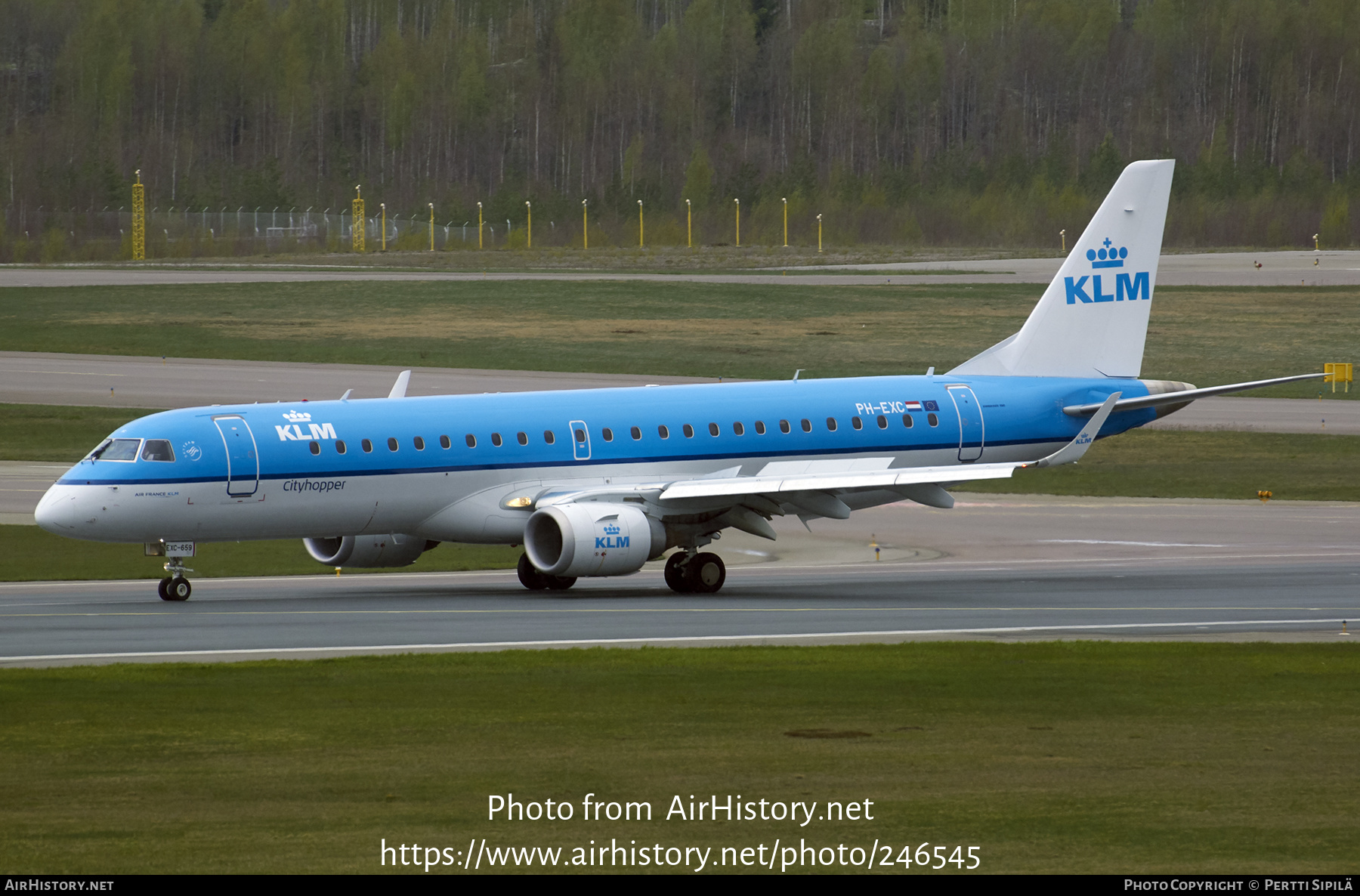 Aircraft Photo of PH-EXC | Embraer 190STD (ERJ-190-100STD) | KLM Cityhopper | AirHistory.net #246545