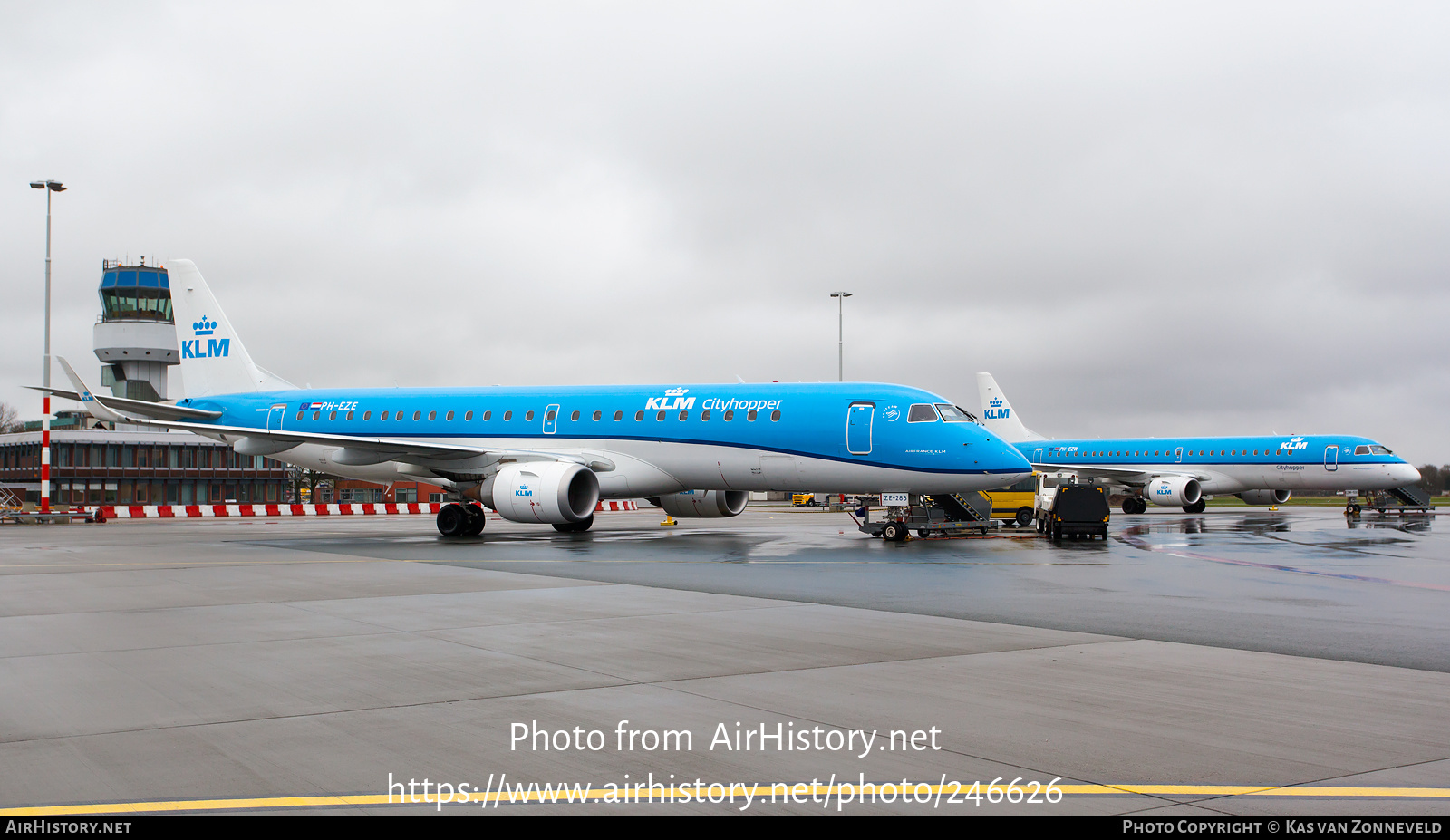 Aircraft Photo of PH-EZE | Embraer 190STD (ERJ-190-100STD) | KLM Cityhopper | AirHistory.net #246626