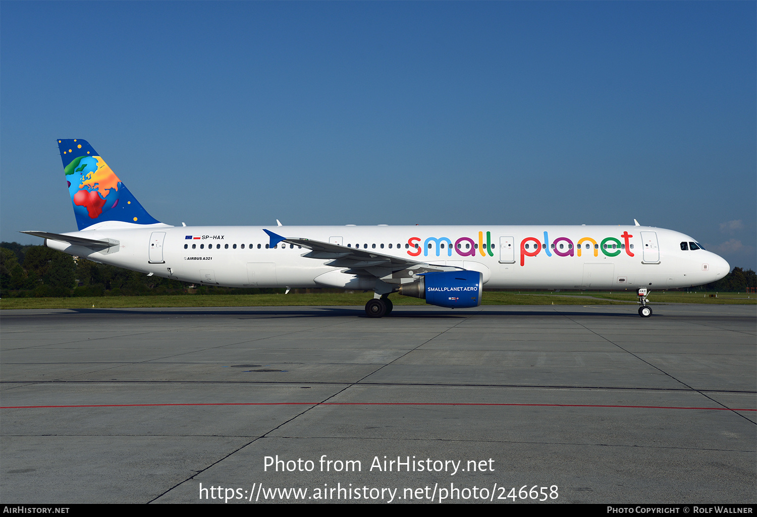 Aircraft Photo of SP-HAX | Airbus A321-211 | Small Planet Airlines | AirHistory.net #246658