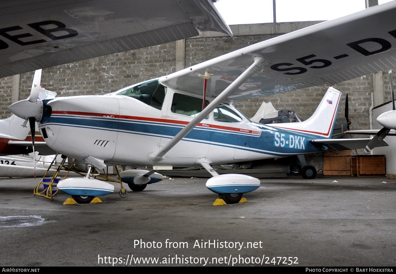 Aircraft Photo of S5-DKK | Cessna 182P Skylane | AirHistory.net #247252