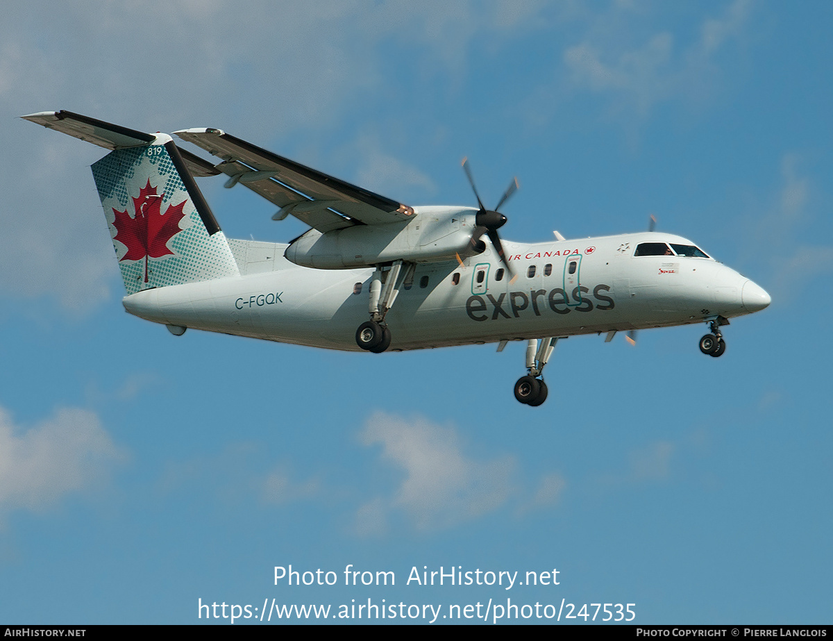 Aircraft Photo of C-FGQK | De Havilland Canada DHC-8-102 Dash 8 | Air Canada Express | AirHistory.net #247535