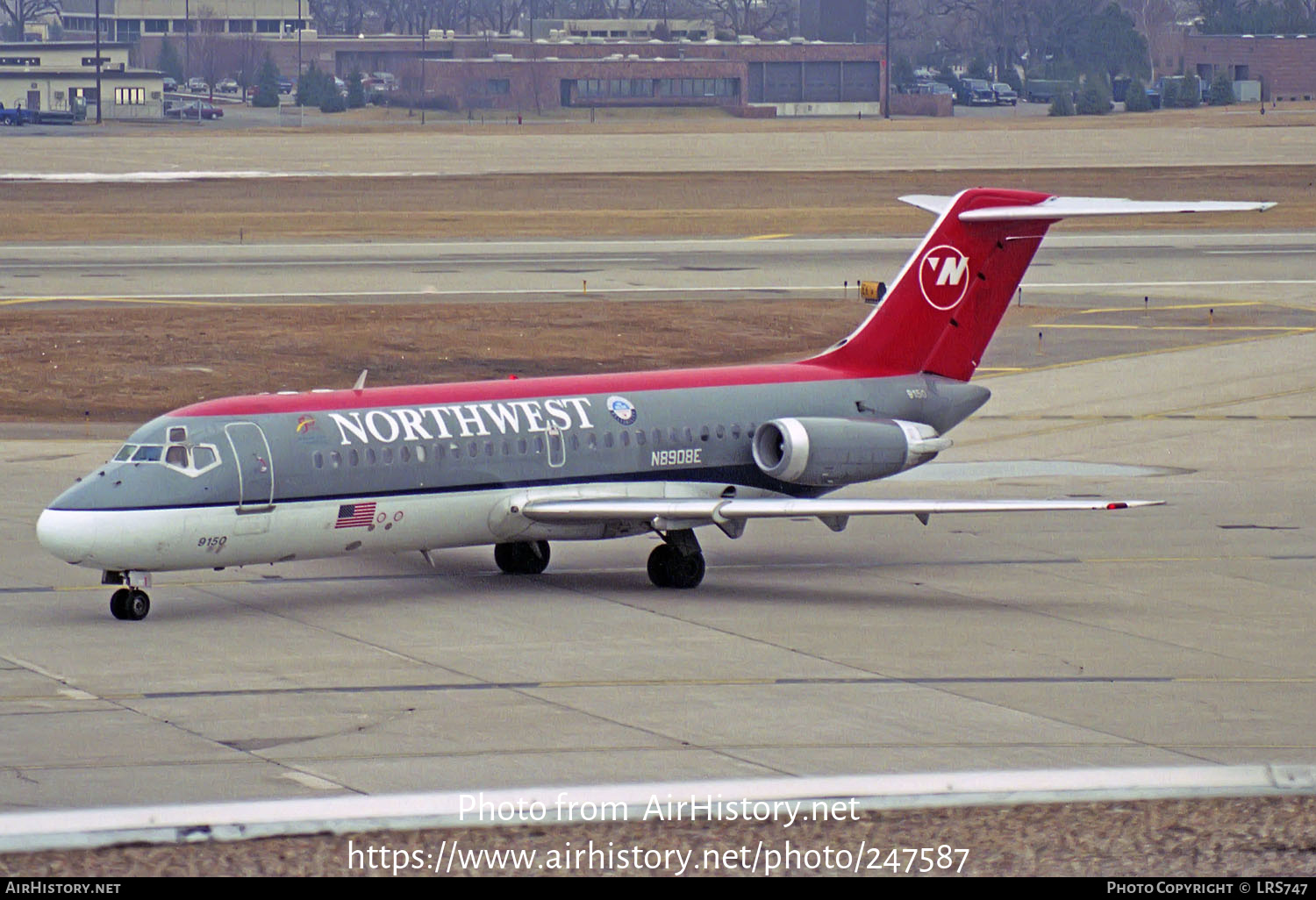 Aircraft Photo of N8908E | Douglas DC-9-14 | Northwest Airlines | AirHistory.net #247587