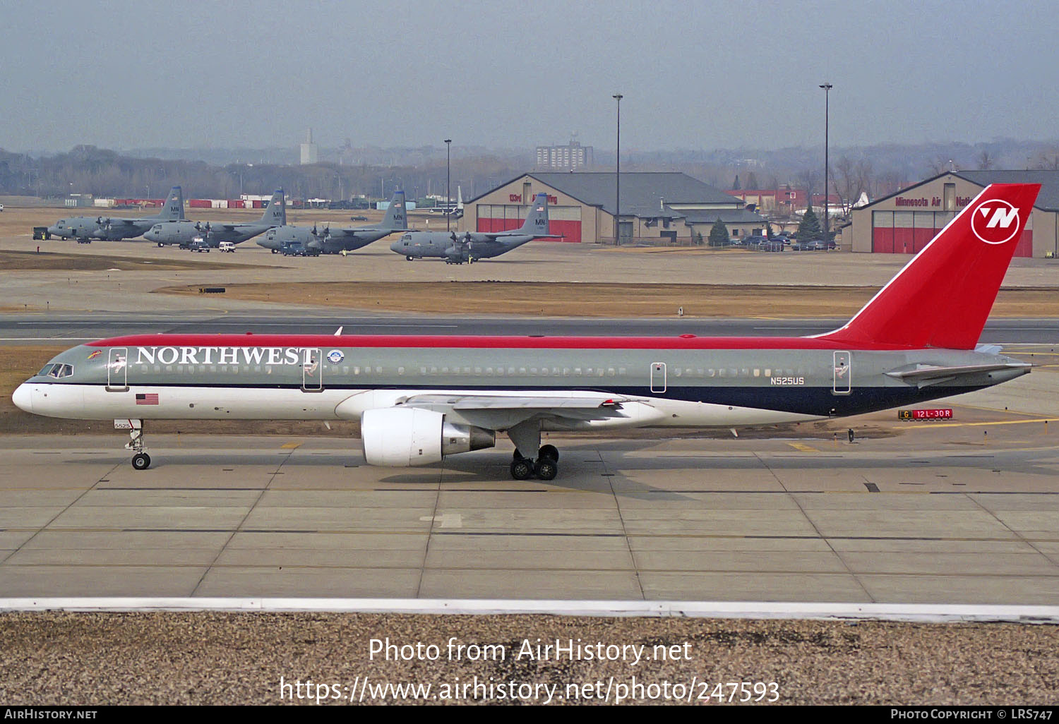 Aircraft Photo of N525US | Boeing 757-251 | Northwest Airlines | AirHistory.net #247593