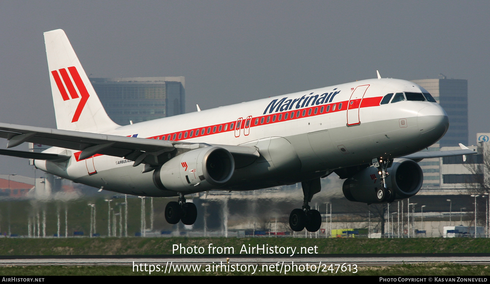 Aircraft Photo of PH-MPD | Airbus A320-232 | Martinair | AirHistory.net #247613