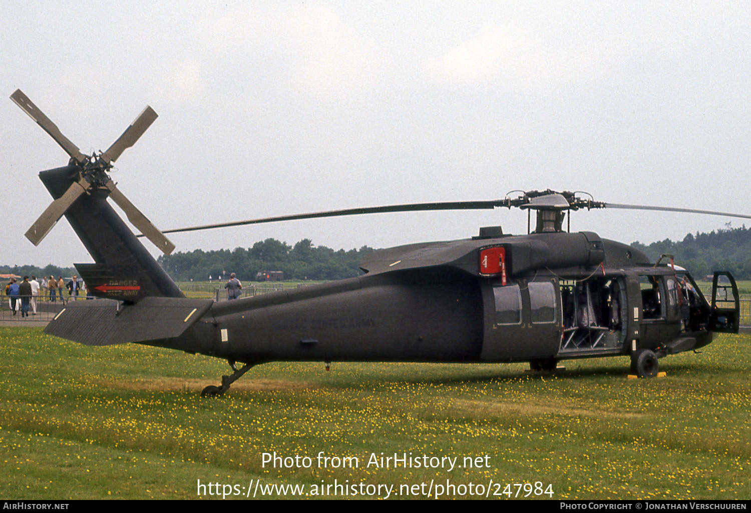 Aircraft Photo of 82-23666 / 23666 | Sikorsky UH-60A Black Hawk (S-70A) | USA - Army | AirHistory.net #247984