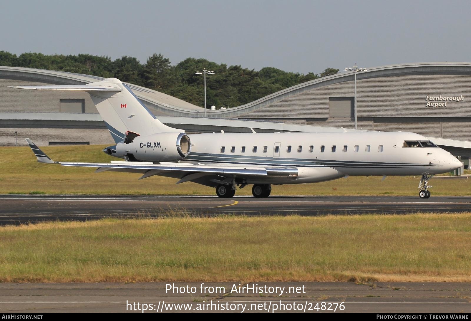 Aircraft Photo of C-GLXM | Bombardier Global Express XRS (BD-700-1A10) | AirHistory.net #248276