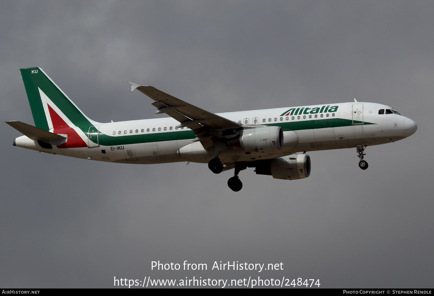 Aircraft Photo of EI-IKU | Airbus A320-214 | Alitalia | AirHistory.net #248474