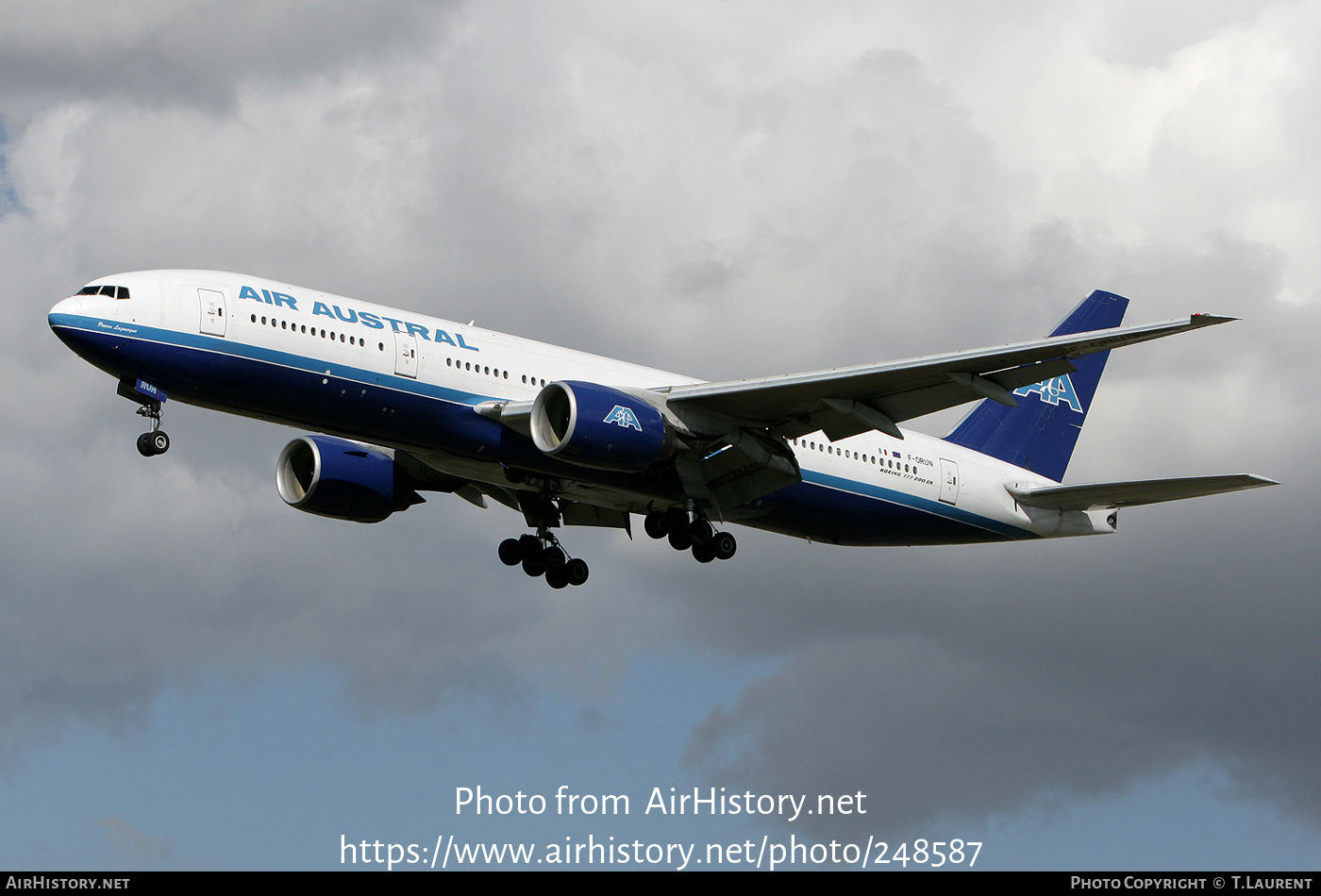 Aircraft Photo of F-ORUN | Boeing 777-2Q8/ER | Air Austral | AirHistory.net #248587