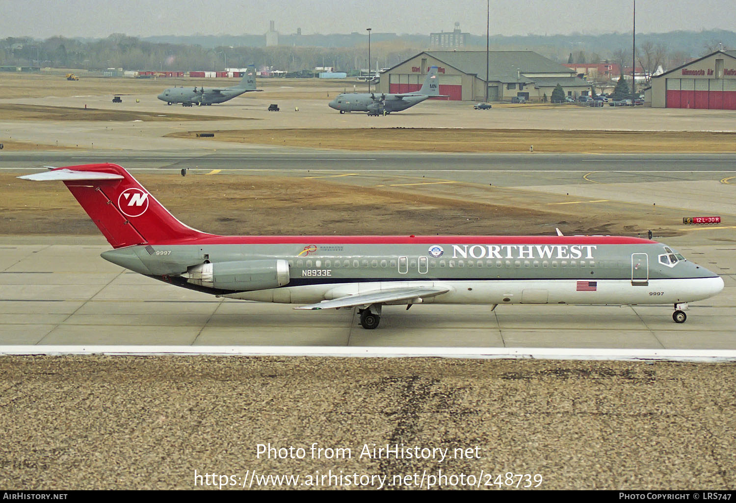 Aircraft Photo of N8933E | McDonnell Douglas DC-9-31 | Northwest Airlines | AirHistory.net #248739