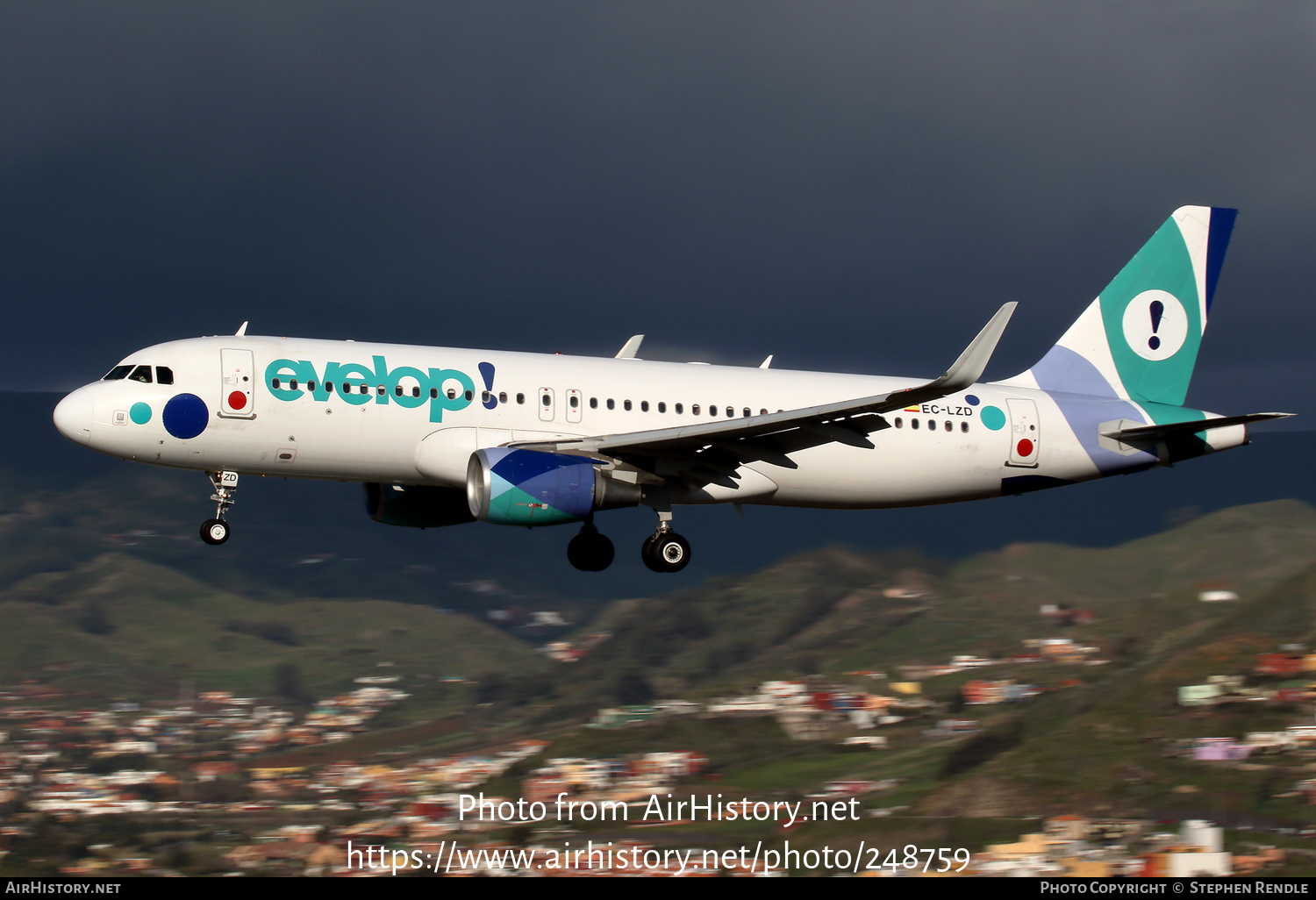 Aircraft Photo of EC-LZD | Airbus A320-214 | Evelop Airlines | AirHistory.net #248759