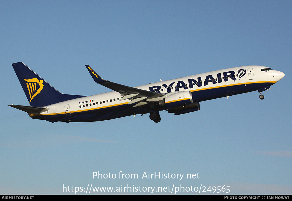 Aircraft Photo of EI-EGD | Boeing 737-8AS | Ryanair | AirHistory.net #249565