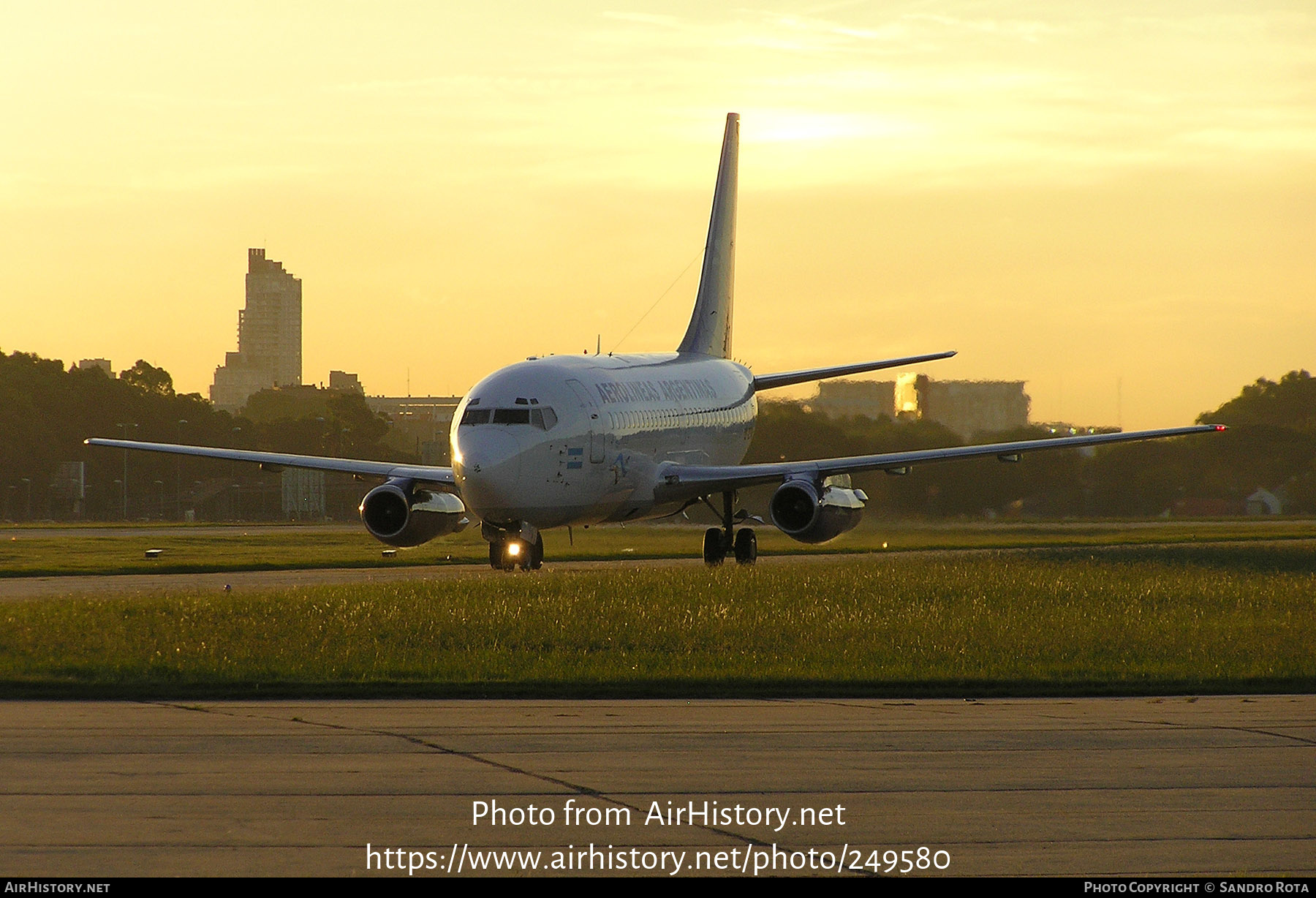 Aircraft Photo of LV-ZSW | Boeing 737-236/Adv | Aerolíneas Argentinas | AirHistory.net #249580