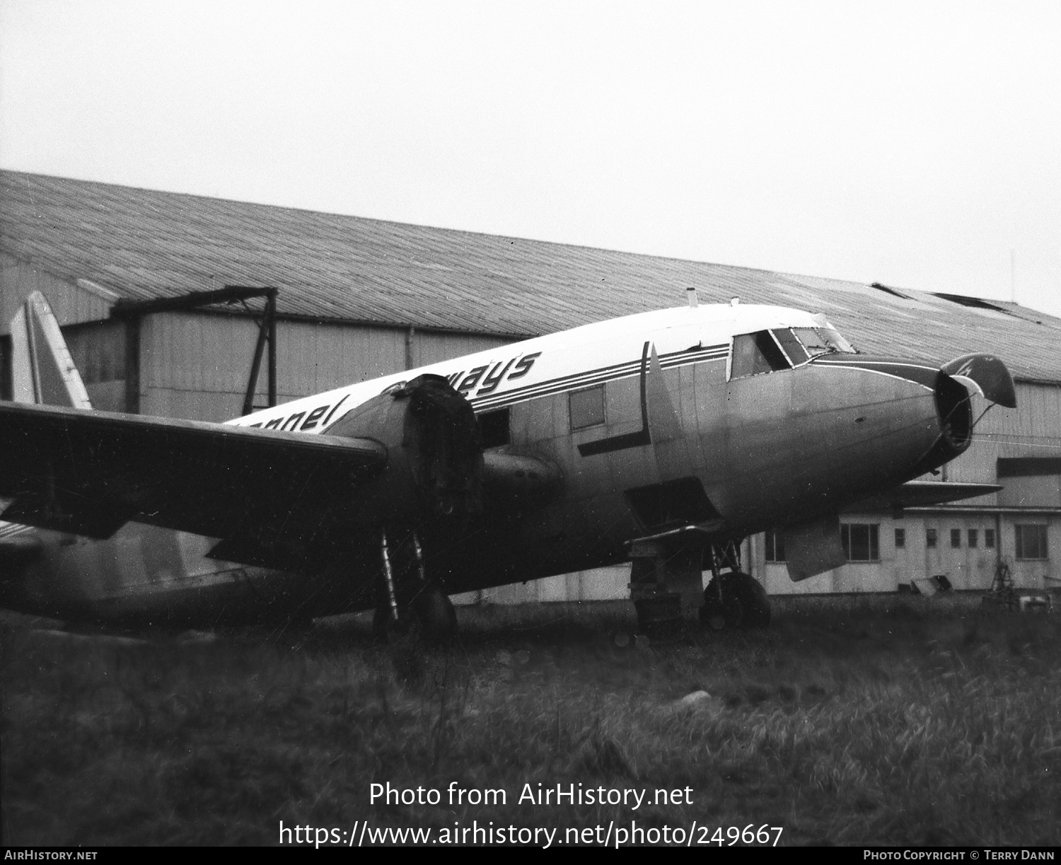 Aircraft Photo of G-AJFS | Vickers 627 Viking 1B | Channel Airways | AirHistory.net #249667