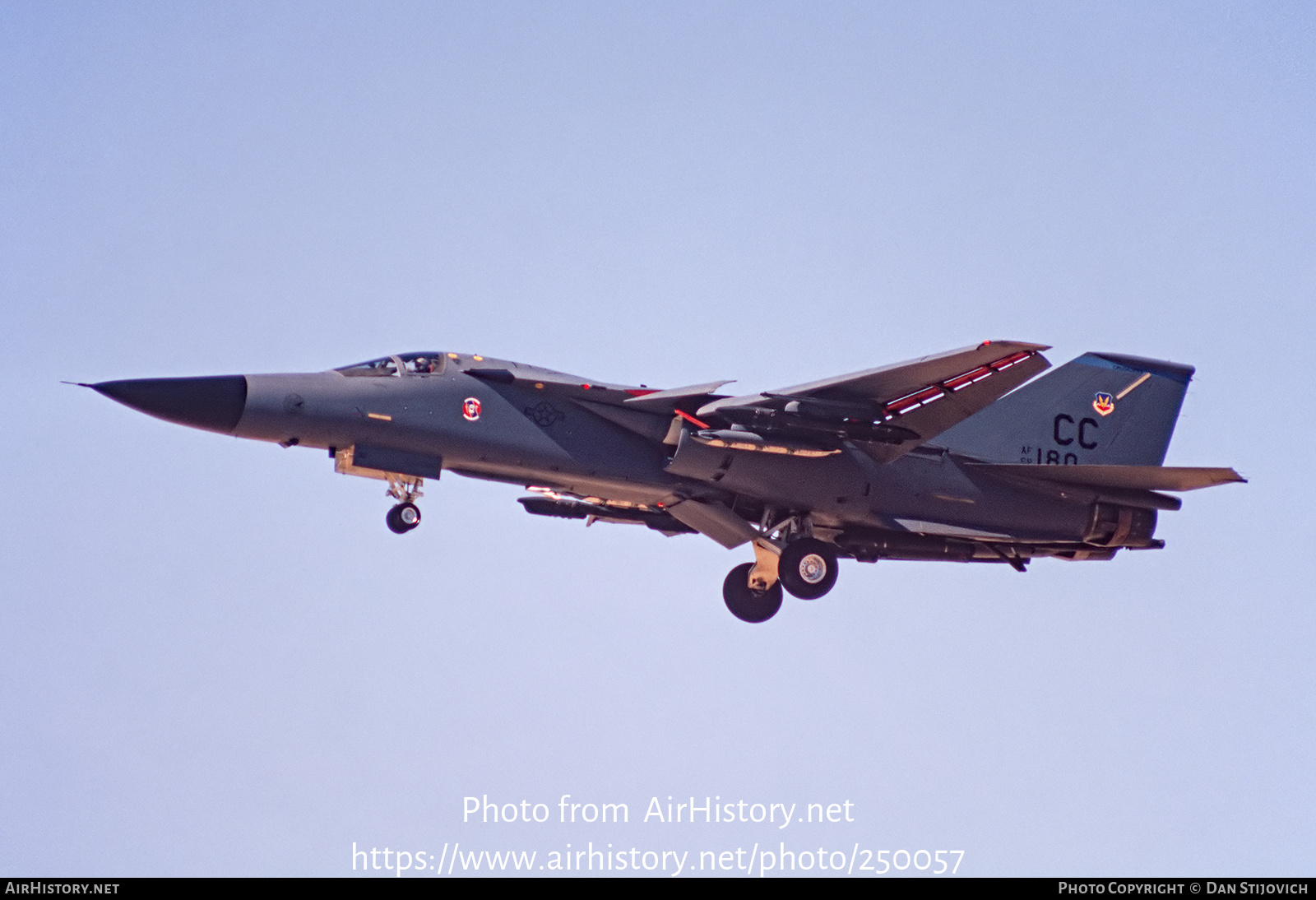 Aircraft Photo of 68-0180 / AF68180 | General Dynamics F-111D Aardvark | USA - Air Force | AirHistory.net #250057
