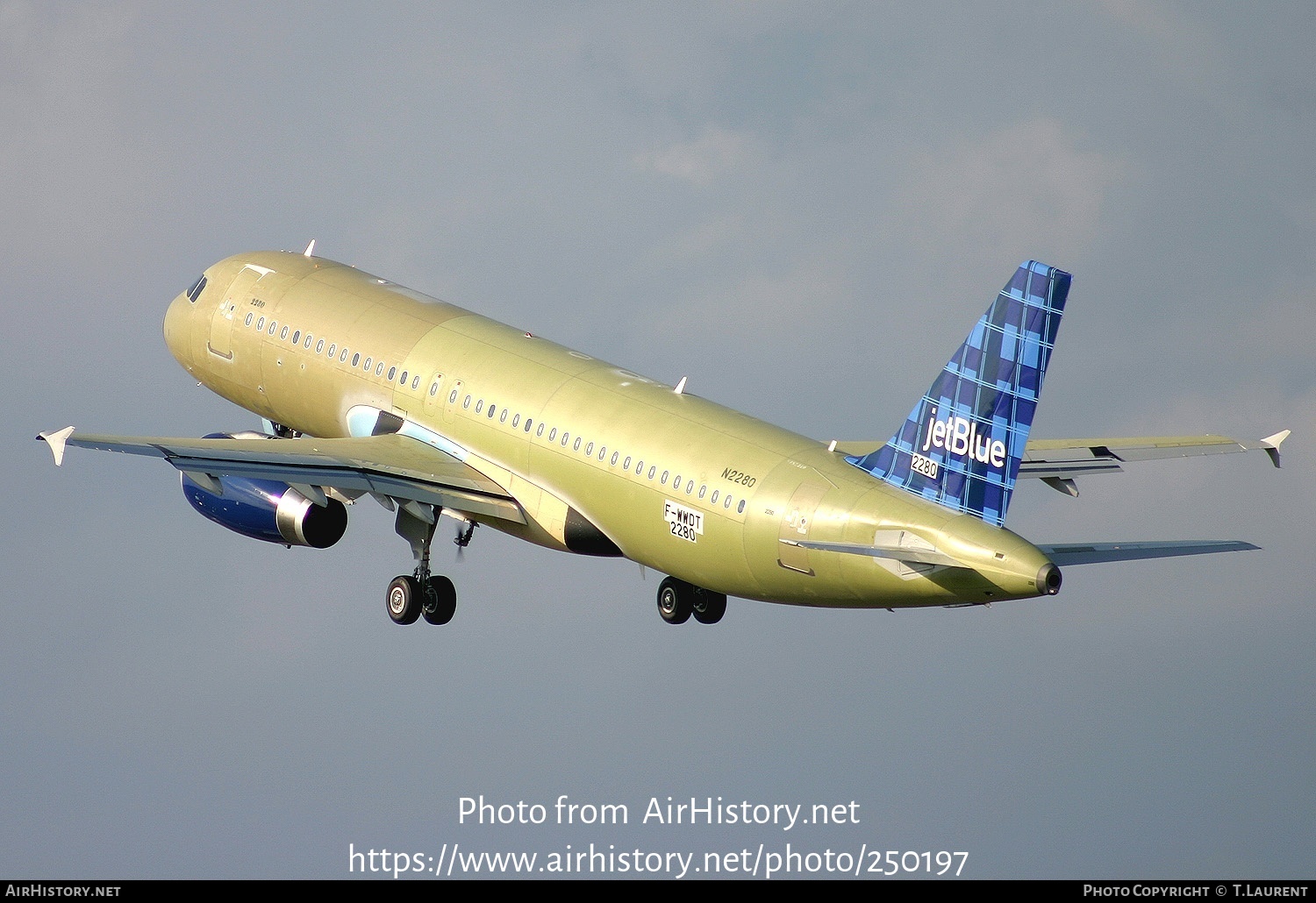 Aircraft Photo of F-WWDT | Airbus A320-232 | JetBlue Airways | AirHistory.net #250197