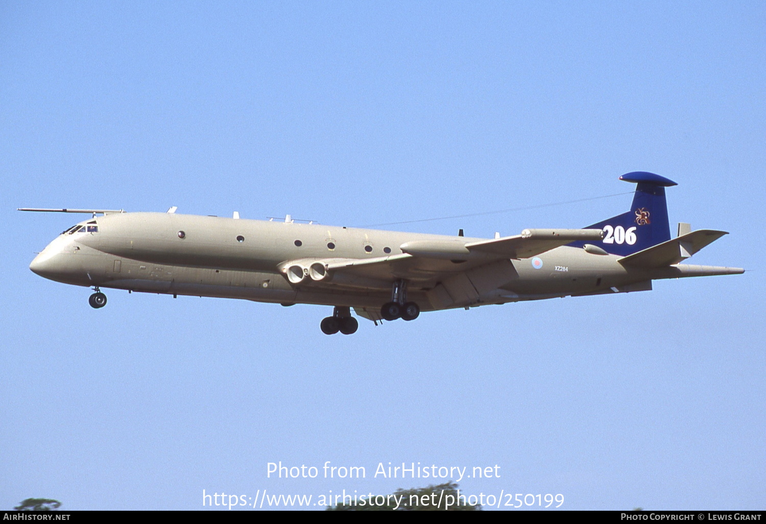 Aircraft Photo of XZ284 | Hawker Siddeley HS-801 Nimrod MR.2P | UK - Air Force | AirHistory.net #250199