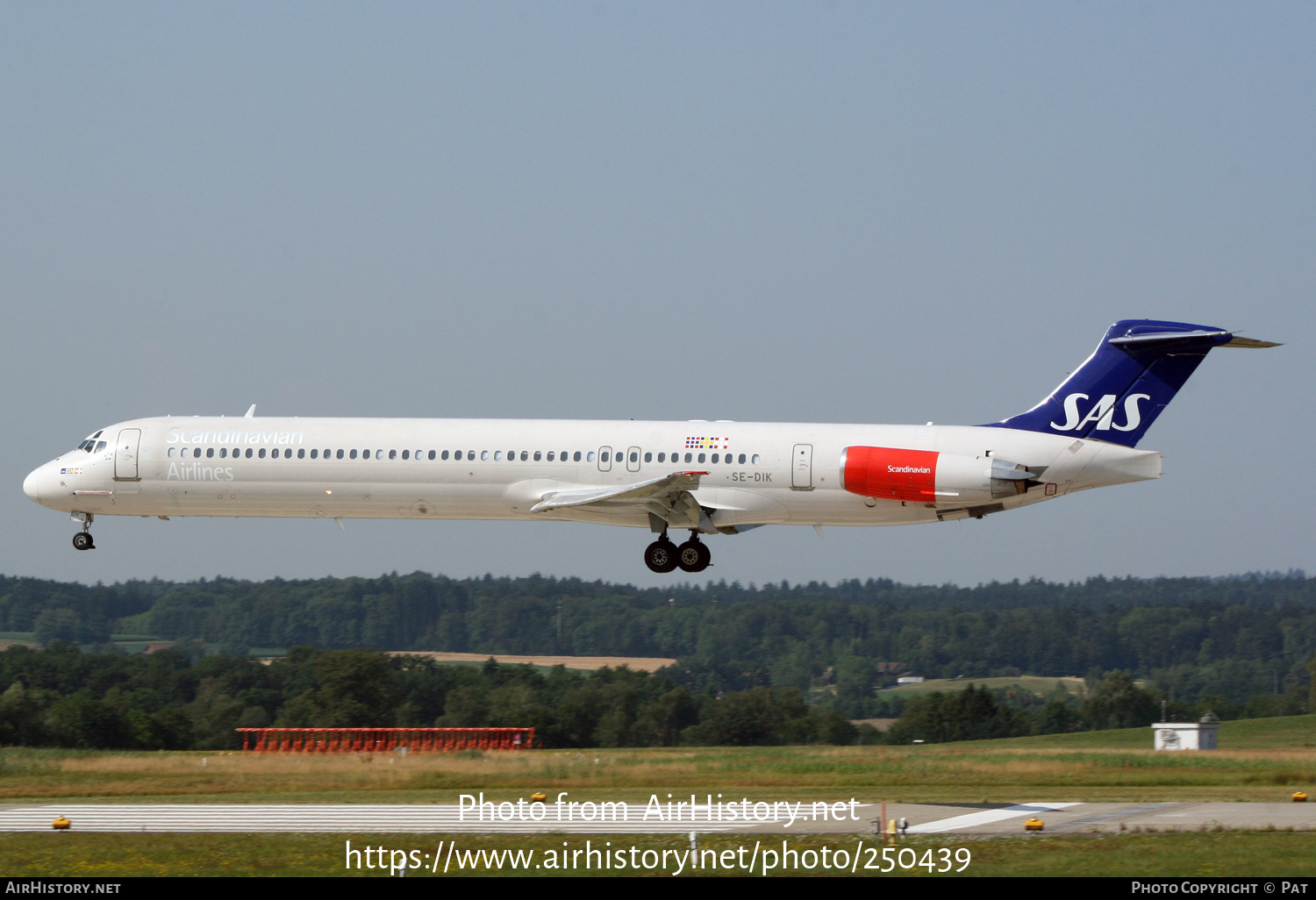 Aircraft Photo of SE-DIK | McDonnell Douglas MD-82 (DC-9-82) | Scandinavian Airlines - SAS | AirHistory.net #250439