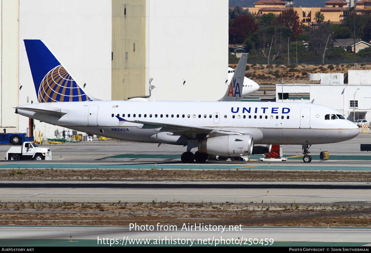 Aircraft Photo of N806UA | Airbus A319-131 | United Airlines | AirHistory.net #250459