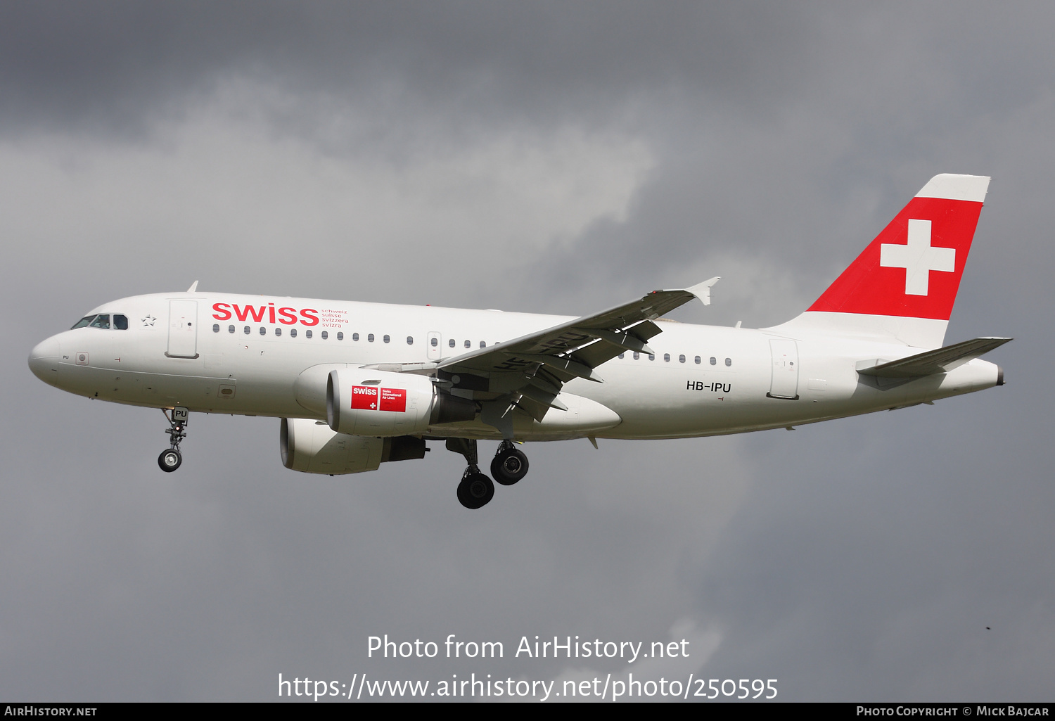 Aircraft Photo of HB-IPU | Airbus A319-112 | Swiss International Air Lines | AirHistory.net #250595