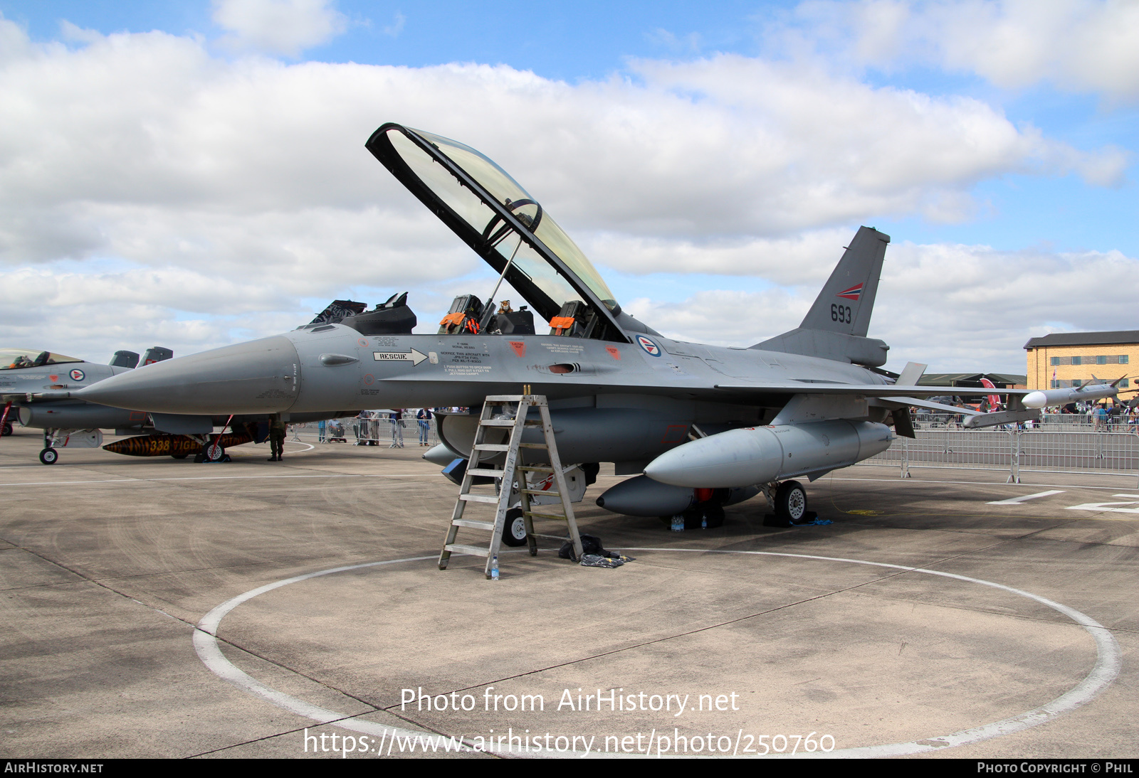 Aircraft Photo of 693 | General Dynamics F-16BM Fighting Falcon | Norway - Air Force | AirHistory.net #250760