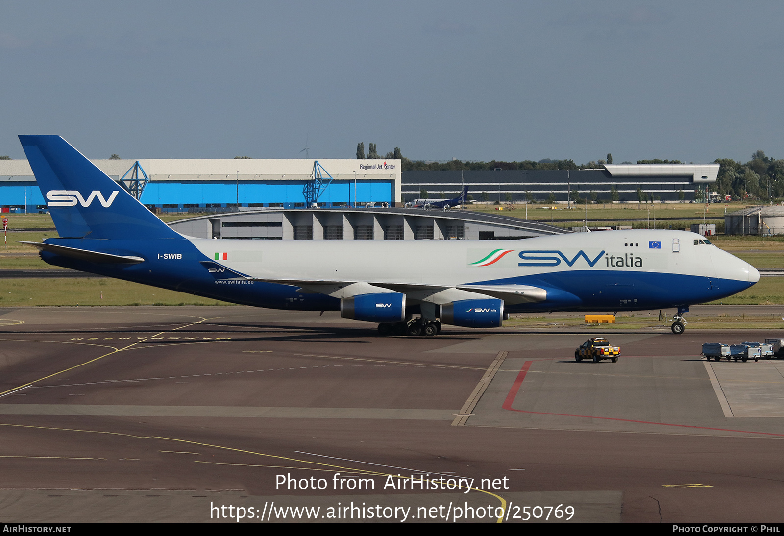 Aircraft Photo of I-SWIB | Boeing 747-4R7F/SCD | SilkWay Italia Airlines | AirHistory.net #250769