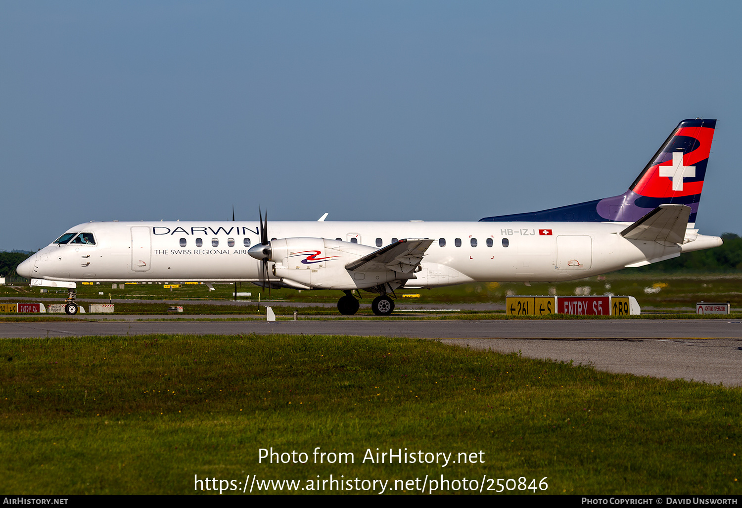 Aircraft Photo of HB-IZJ | Saab 2000 | Darwin Airline | AirHistory.net #250846