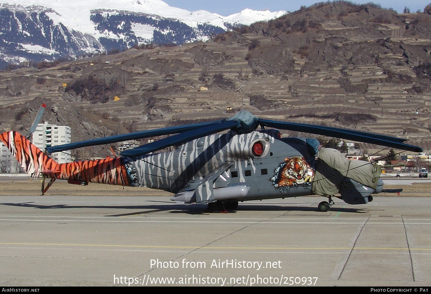 Aircraft Photo of 0705 | Mil Mi-24V | Czechia - Air Force | AirHistory.net #250937