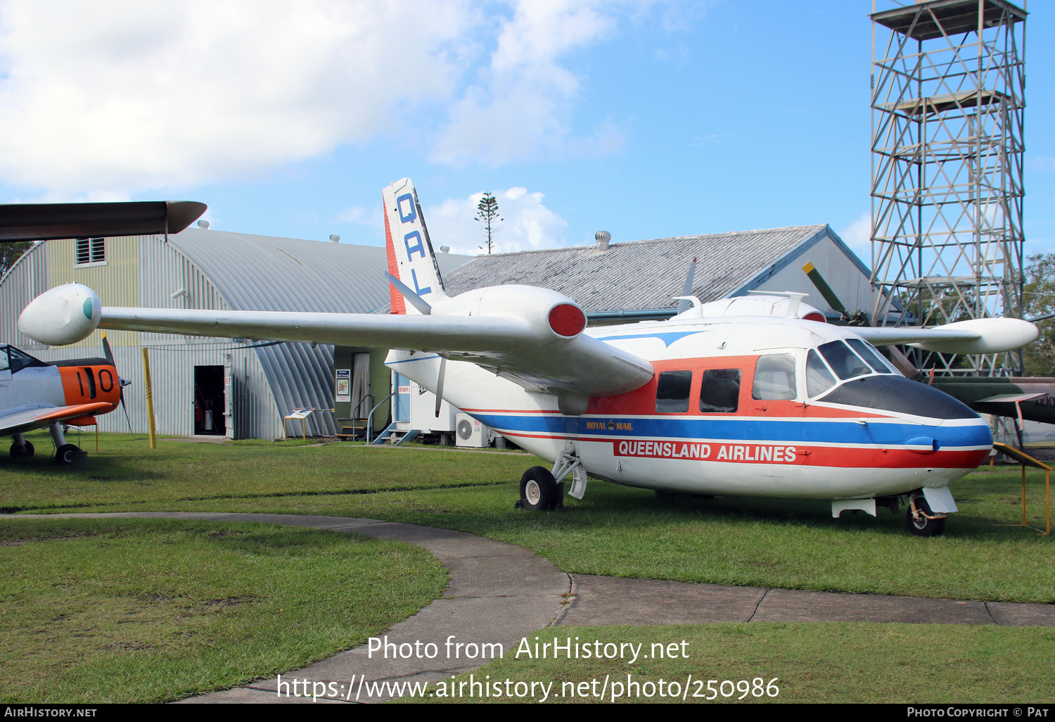 Aircraft Photo of VH-BHK | Piaggio P-166 | Queensland Airlines - QAL | AirHistory.net #250986