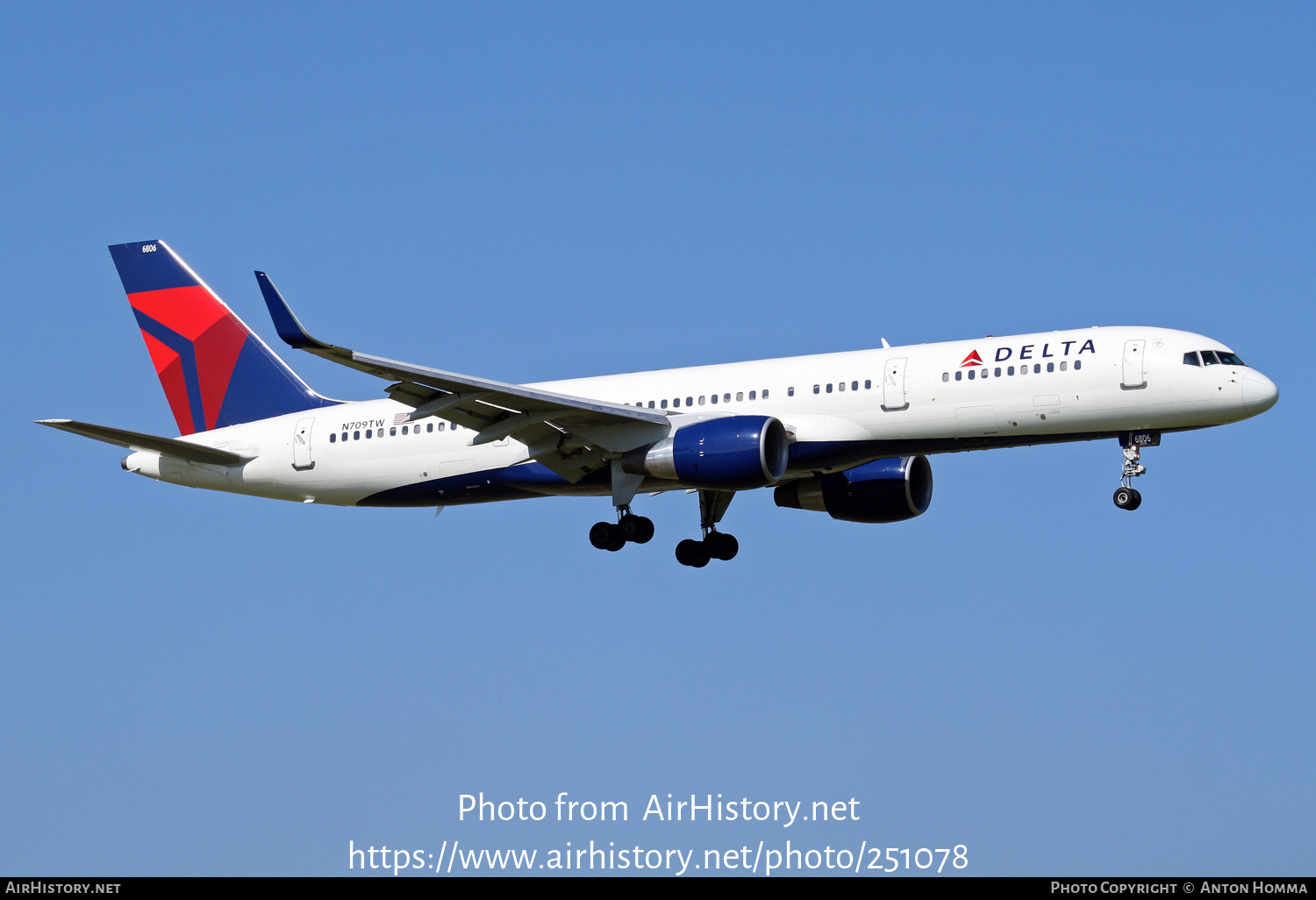 Aircraft Photo of N709TW | Boeing 757-2Q8 | Delta Air Lines | AirHistory.net #251078