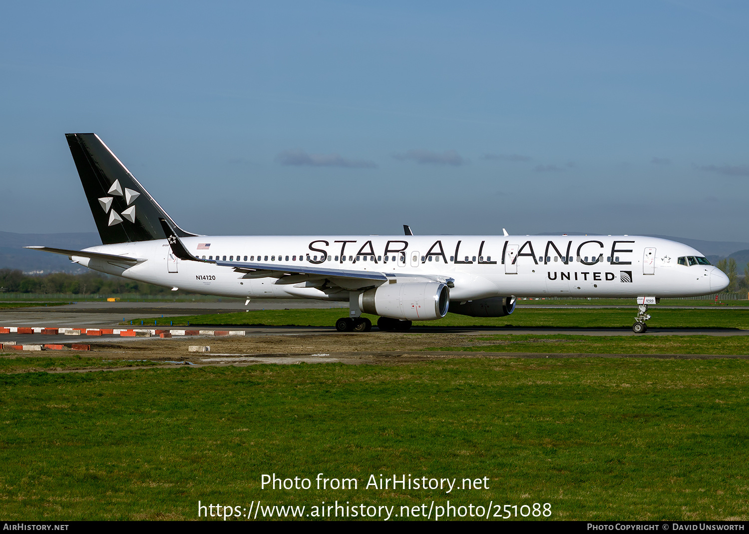 Aircraft Photo of N14120 | Boeing 757-224 | United Airlines | AirHistory.net #251088