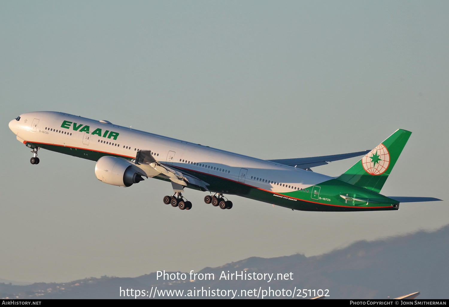 Aircraft Photo of B-16725 | Boeing 777-35E/ER | EVA Air | AirHistory.net #251102