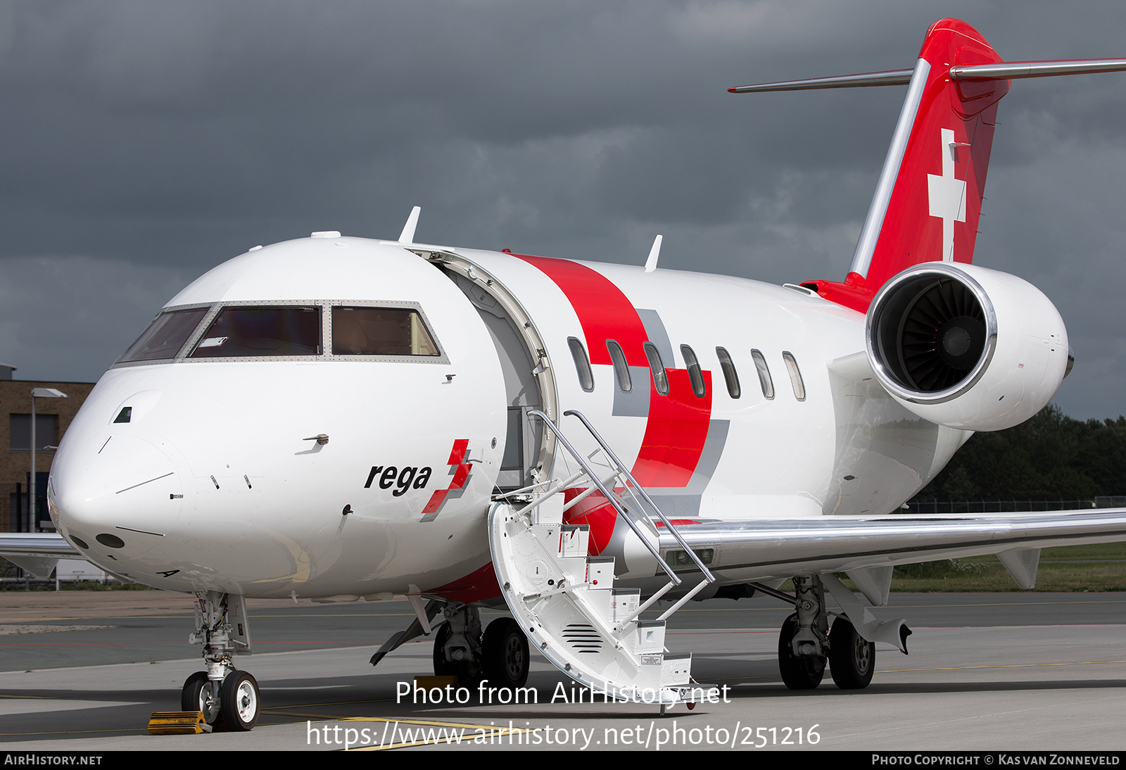 Aircraft Photo of HB-JWA | Bombardier Challenger 650 (CL-600-2B16) | REGA - Swiss Air Ambulance | AirHistory.net #251216