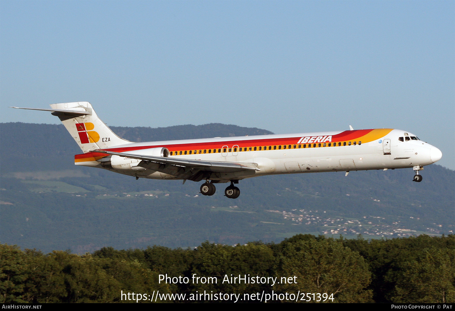 Aircraft Photo of EC-EZA | McDonnell Douglas MD-87 (DC-9-87) | Iberia | AirHistory.net #251394