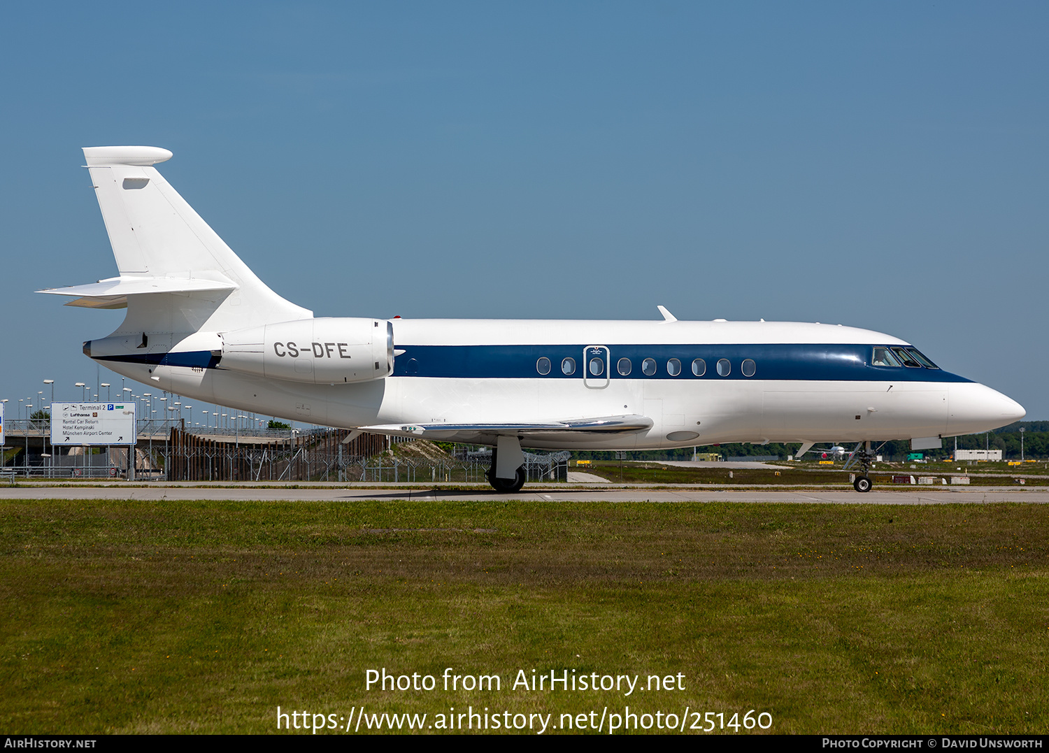 Aircraft Photo of CS-DFE | Dassault Falcon 2000 | AirHistory.net #251460