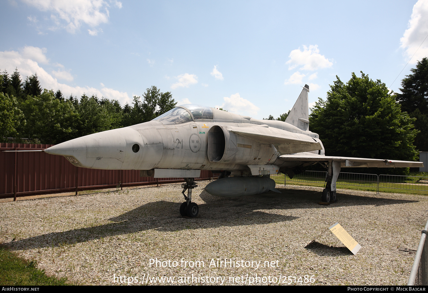 Aircraft Photo of 37974 | Saab AJSF37 Viggen | Sweden - Air Force | AirHistory.net #251486