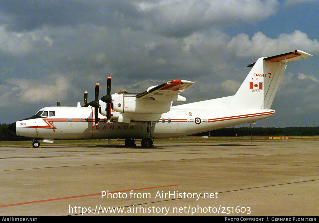 Aircraft Photo of 132001 | De Havilland Canada CC-132 Dash 7 | Canada - Air Force | AirHistory.net #251603