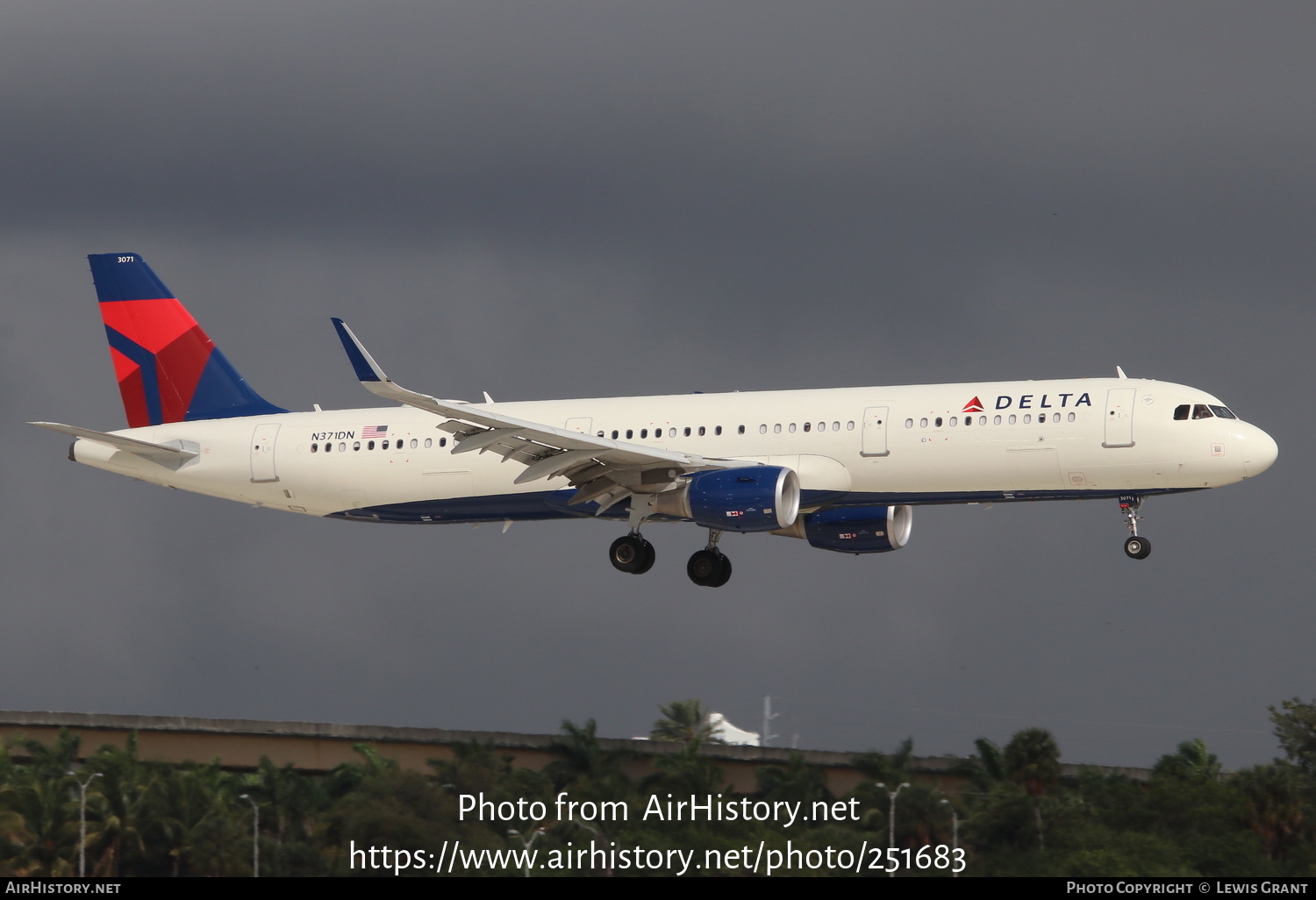 Aircraft Photo of N371DN | Airbus A321-211 | Delta Air Lines | AirHistory.net #251683