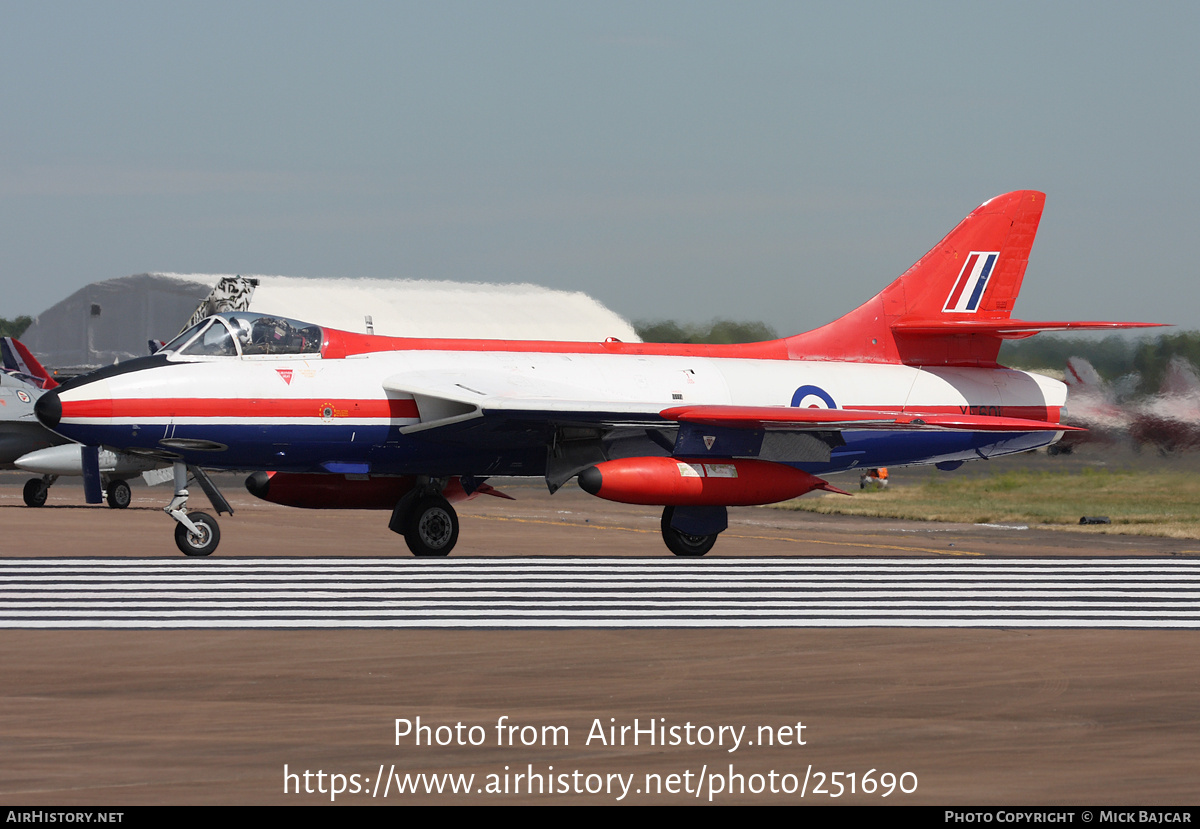 Aircraft Photo of G-ETPS / XE601 | Hawker Hunter FGA9 | UK - Air Force | AirHistory.net #251690