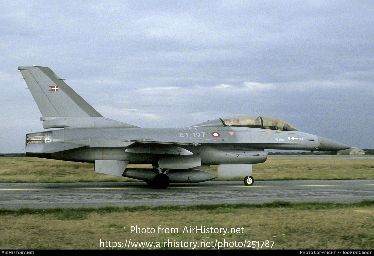 Aircraft Photo of ET-197 | General Dynamics F-16B Fighting Falcon | Denmark - Air Force | AirHistory.net #251787