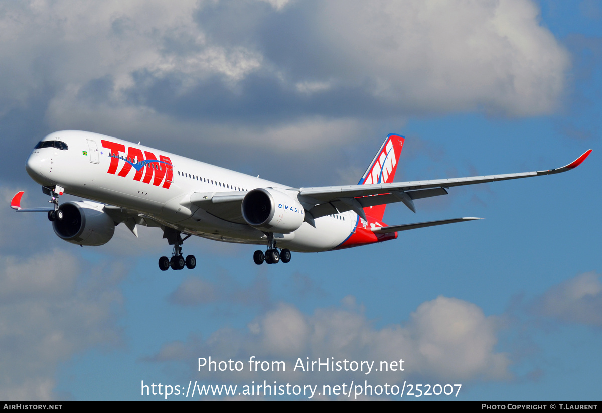 Aircraft Photo of F-WZFV | Airbus A350-941 | TAM Linhas Aéreas | AirHistory.net #252007