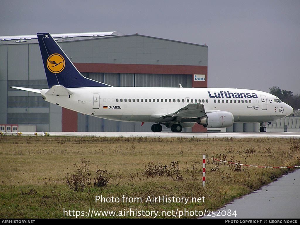 Aircraft Photo of D-ABXL | Boeing 737-330 | Lufthansa | AirHistory.net #252084