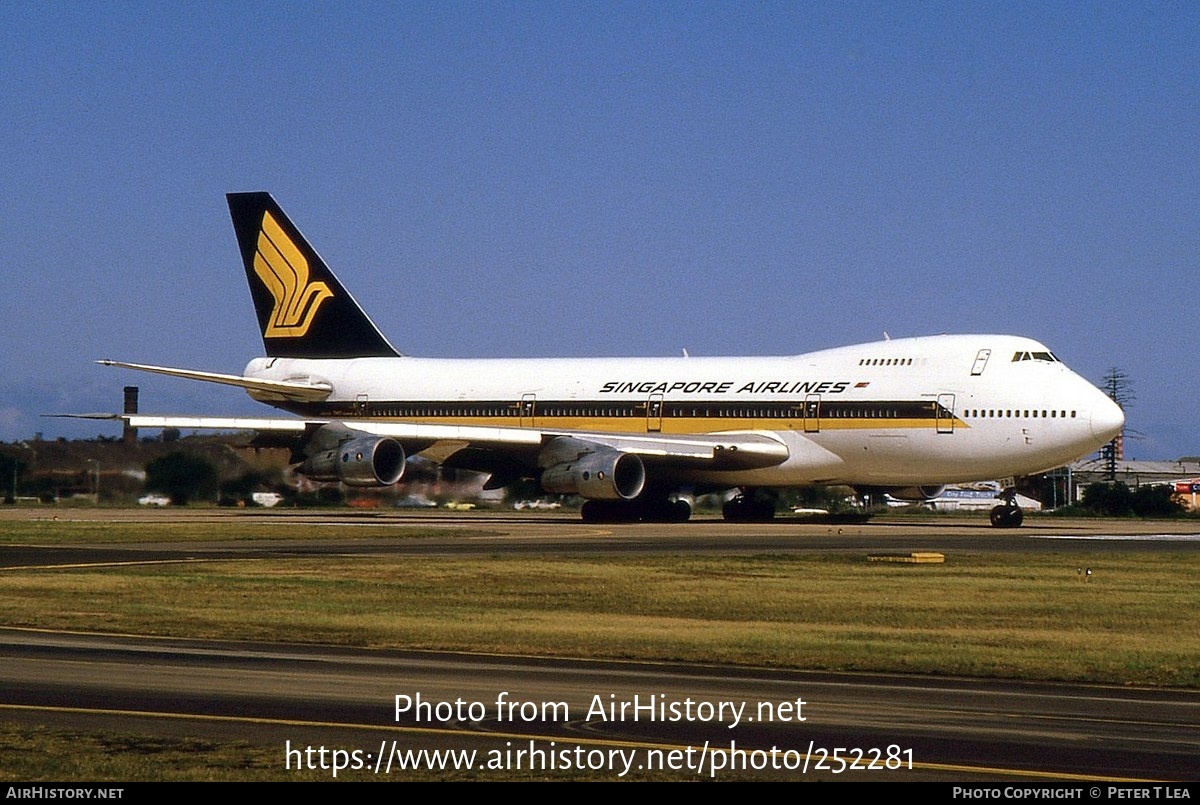 Aircraft Photo of 9V-SQJ | Boeing 747-212B | Singapore Airlines | AirHistory.net #252281