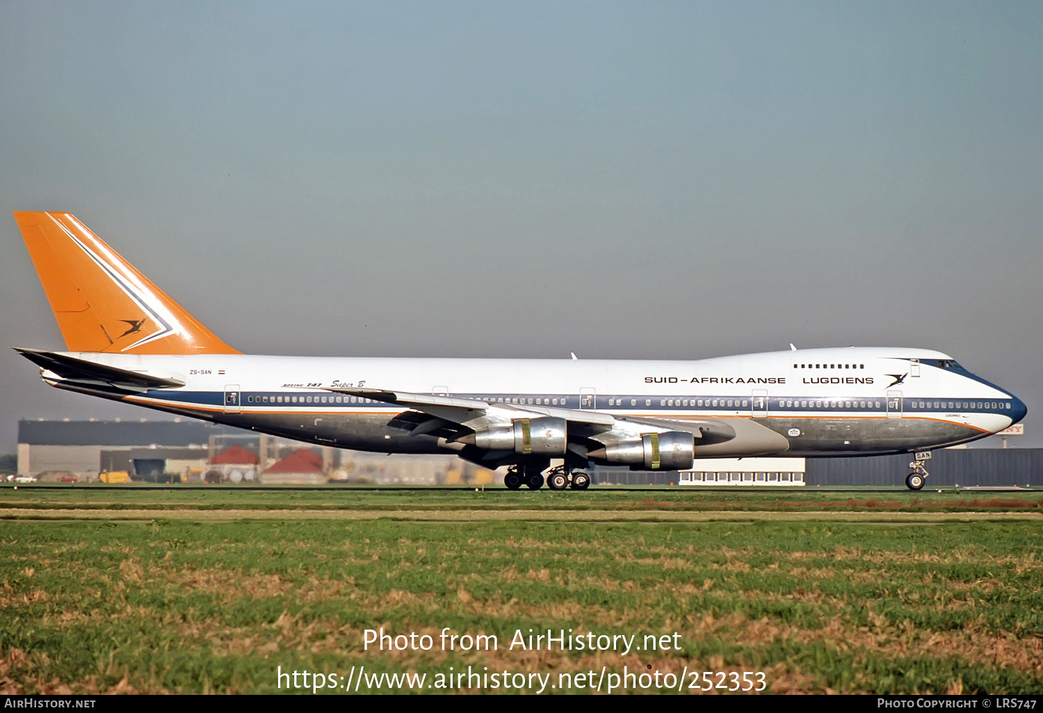 Aircraft Photo of ZS-SAN | Boeing 747-244B | South African Airways - Suid-Afrikaanse Lugdiens | AirHistory.net #252353