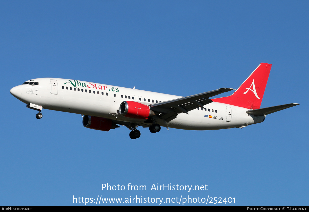 Aircraft Photo of EC-LAV | Boeing 737-408 | AlbaStar | AirHistory.net #252401