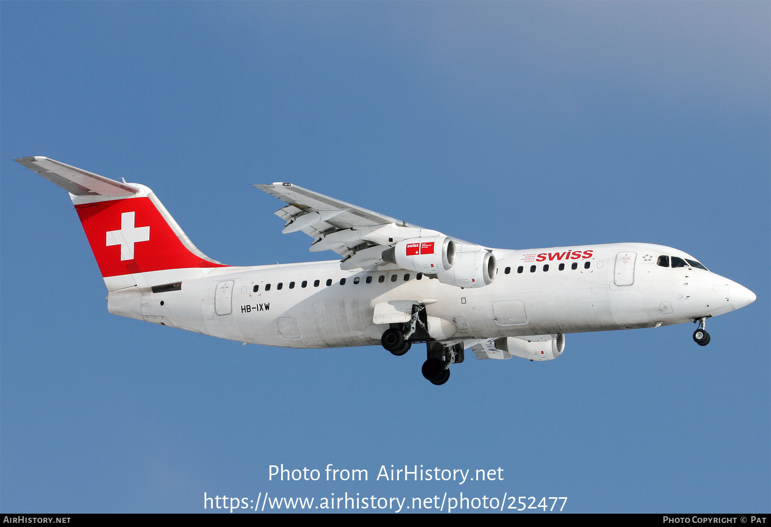 Aircraft Photo of HB-IXW | British Aerospace Avro 146-RJ100 | Swiss International Air Lines | AirHistory.net #252477