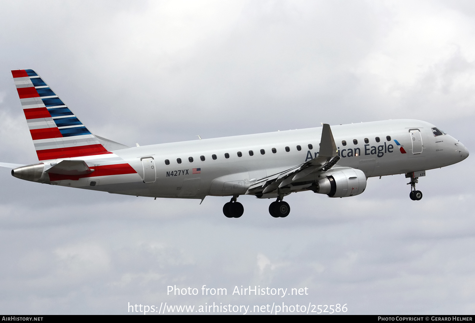 Aircraft Photo of N427YX | Embraer 175LR (ERJ-170-200LR) | American Eagle | AirHistory.net #252586